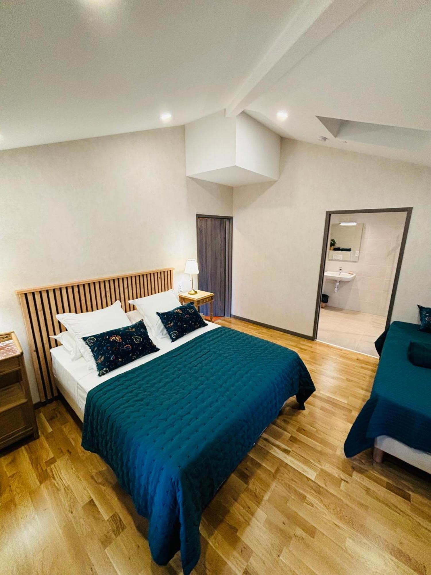 Les Pierres Roses Bed and Breakfast Coise Εξωτερικό φωτογραφία